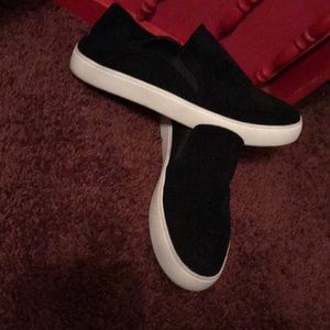 Suede Steve Madden tennis shoes
